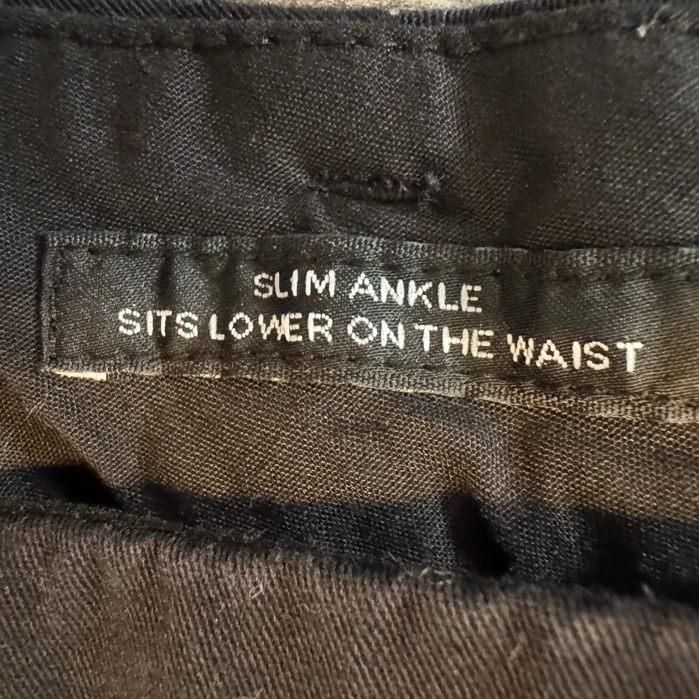 Worthington Woman black capri